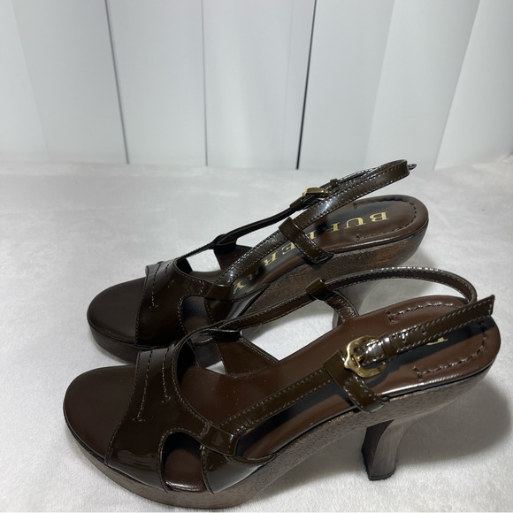 Burberry Strap on Heels - Picture 2 of 11